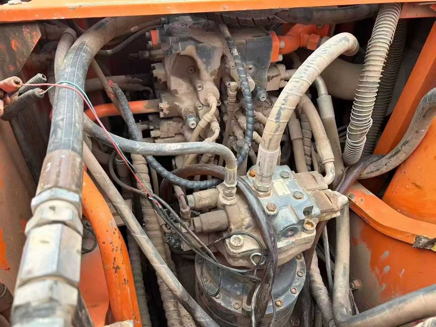 Used Doosan S225 Excavator 2015 Model / 2