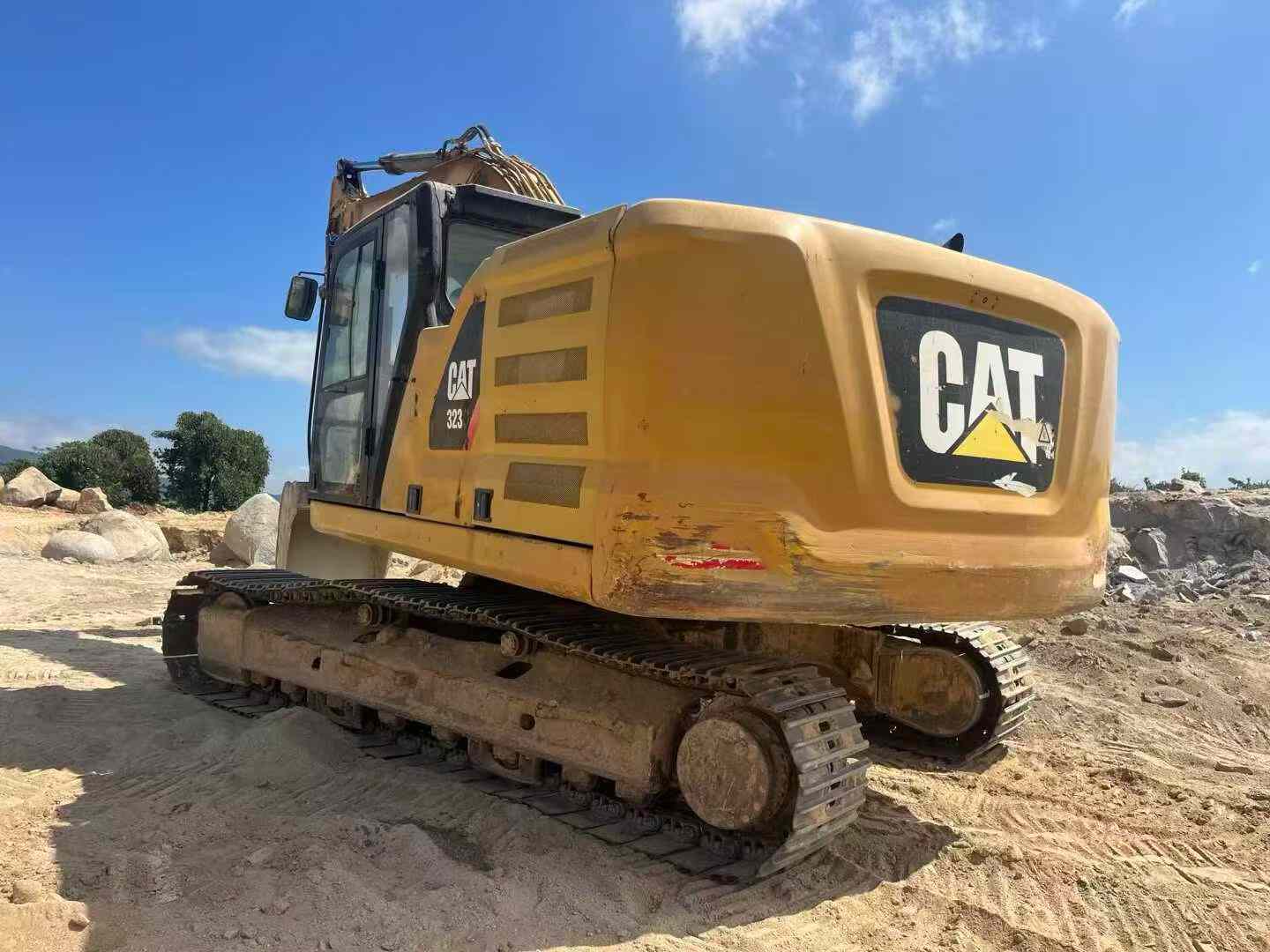 Used Caterpillar 323 Excavator 2019 Model