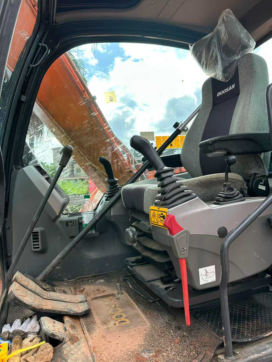 Used Doosan DX75 Excavator 2021 Model / 7