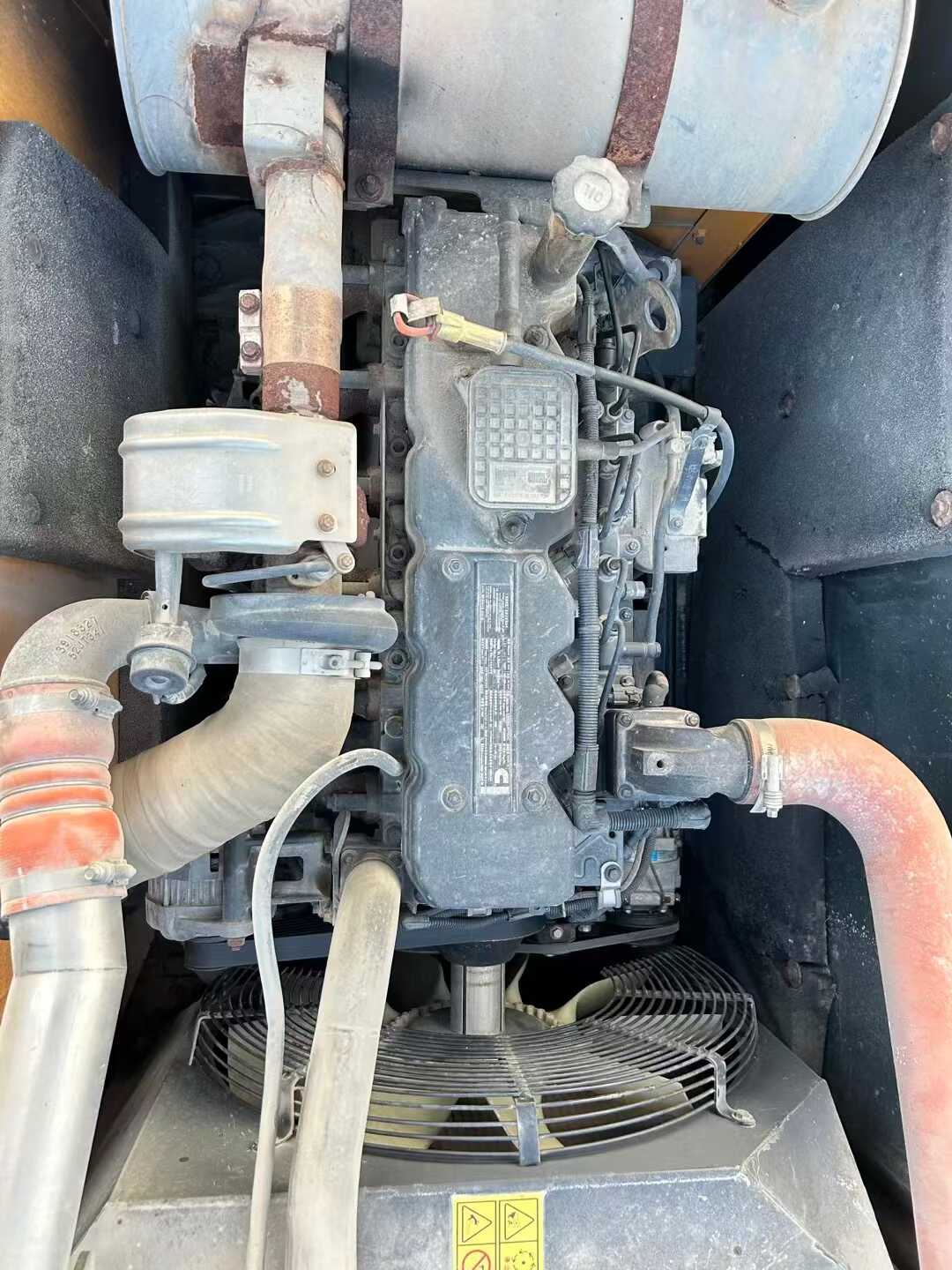 Used Hyundai R215VSN Excavator 2016 Model / 8