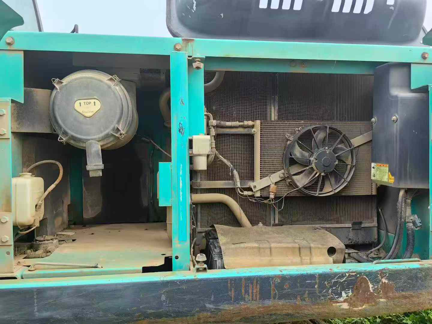 Used Kobelco SK200 Excavator 2016 Model / 8