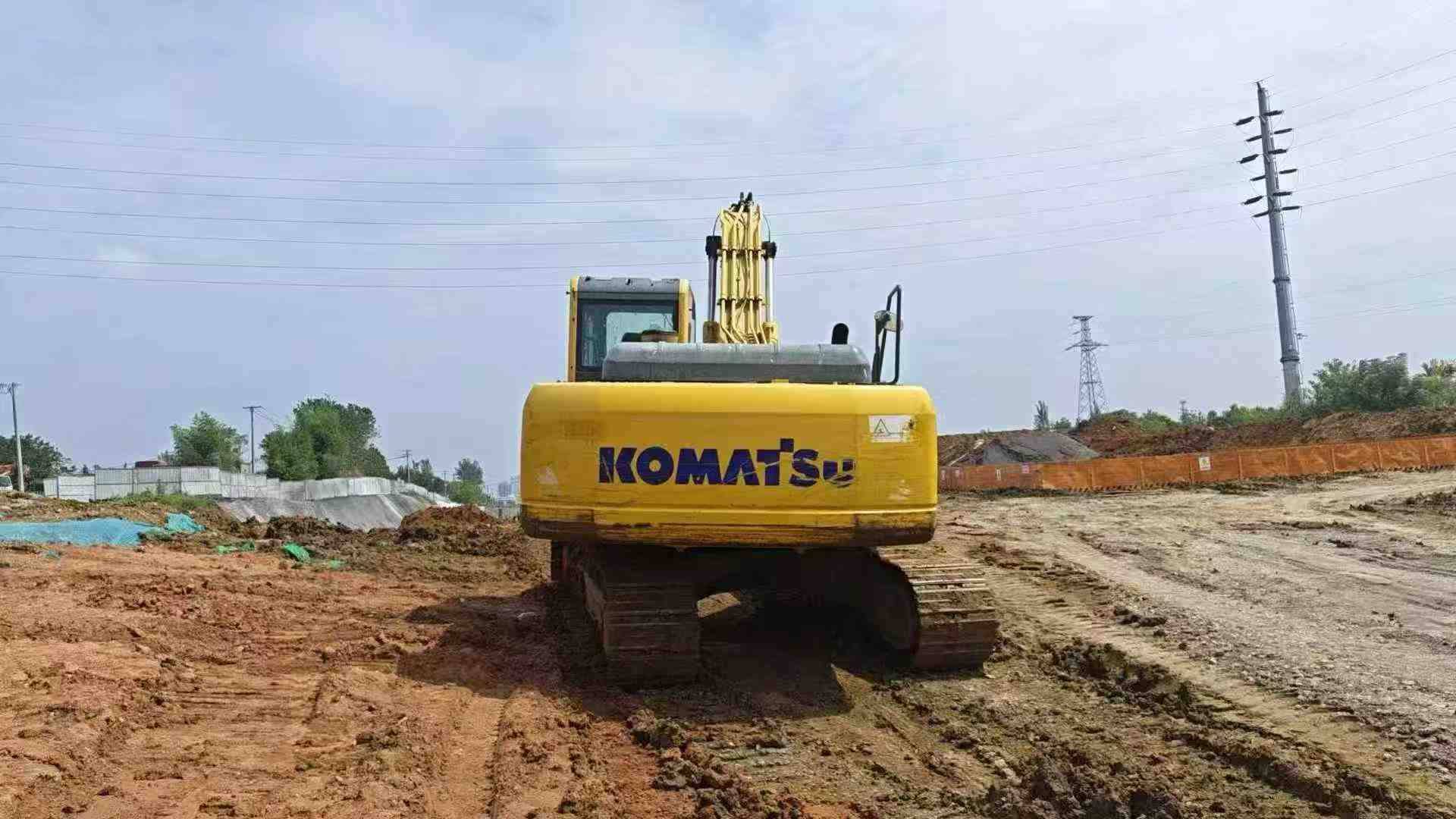 Used Komatsu PC200 Excavator 2014 Model