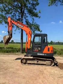 Buy Doosan DL507-9C Used Excavator / 2 Used Doosan DL507-9C Excavator 2016 Model / 2