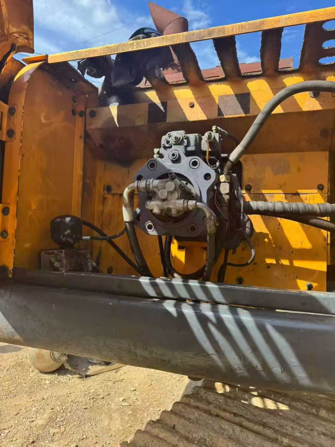 Used Hyundai R335-7 Excavator 2016 Model / 2