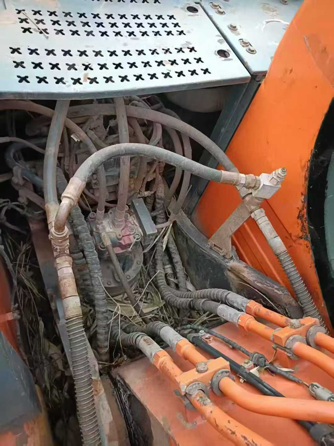 Used Doosan DH130LC-V Excavator 2018 Model / 4