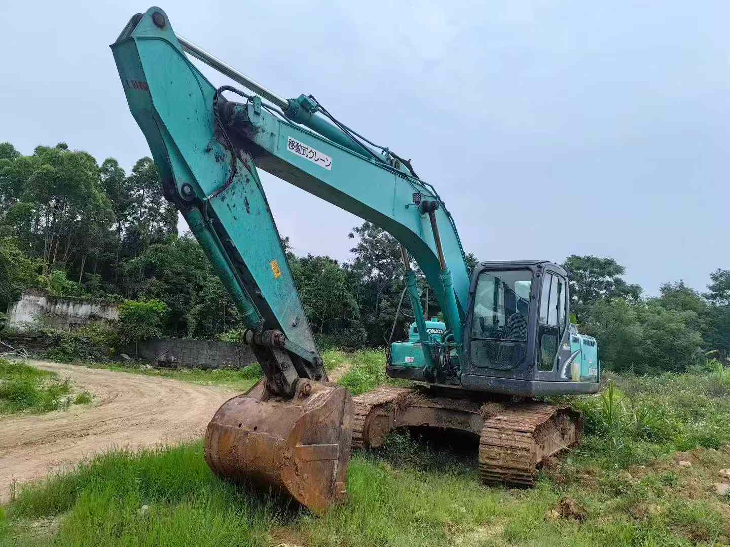 Used Kobelco SK200 Excavator 2016 Model / 4