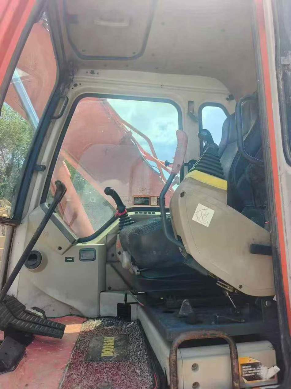 Used Doosan DX15 Excavator 2012 Model / 4