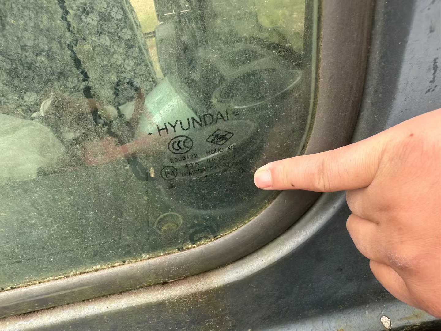 Used Hyundai R305LC-9T Excavator 2011 Model / 7