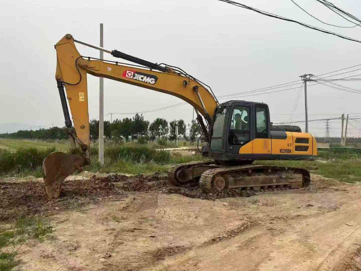 Used XCMG XE215 Excavator 2021 Model