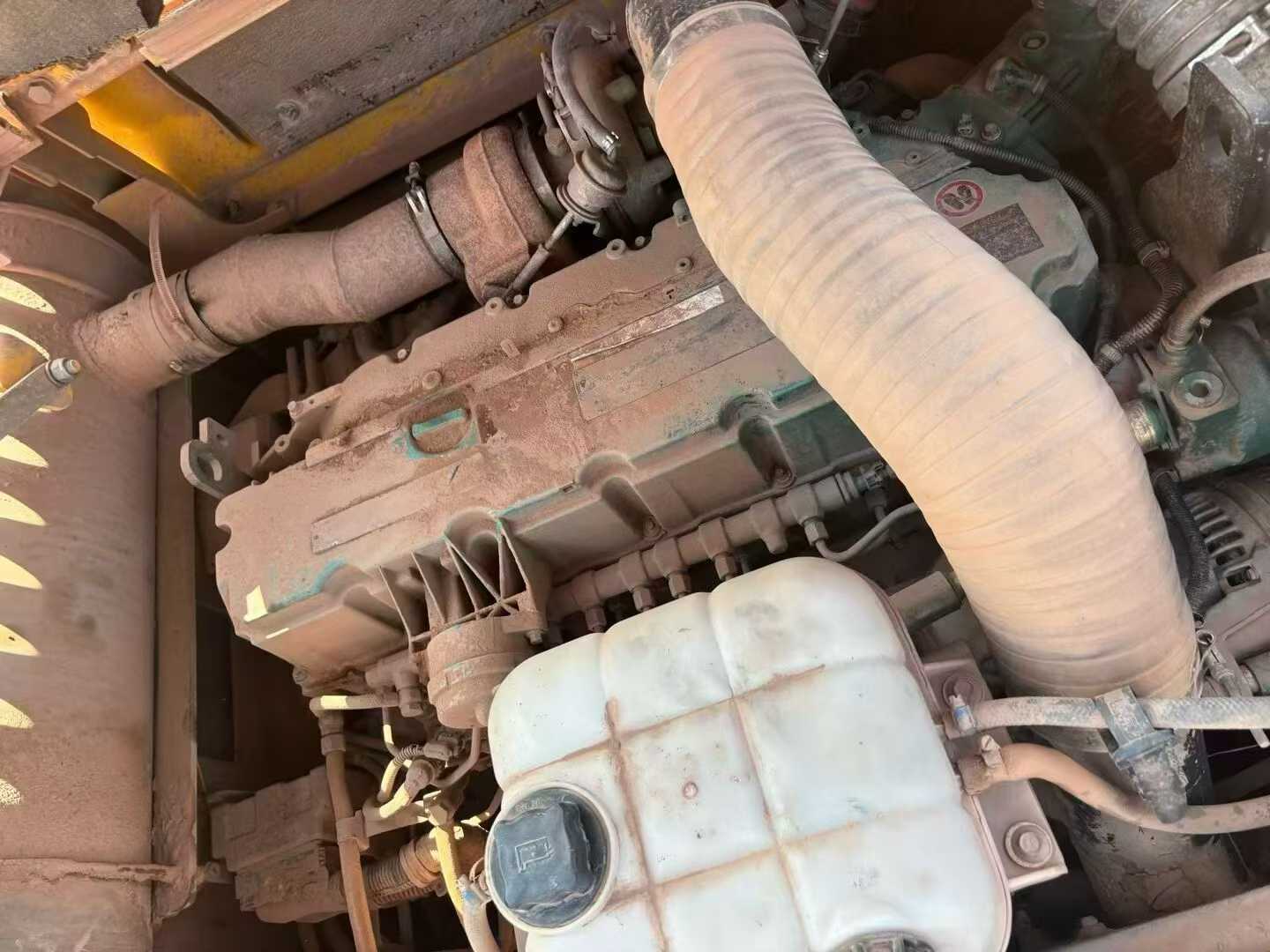 Used Volvo EW50 Excavator 2018 Model / 5