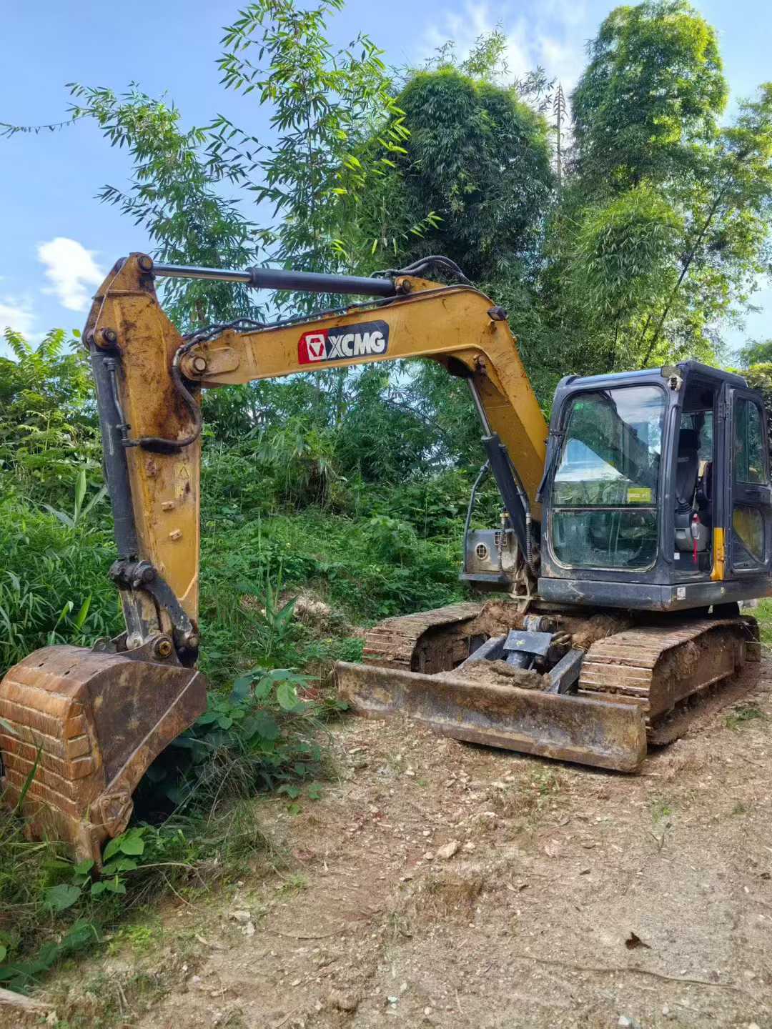 Used XCMG XE75D Excavator 2022 Model