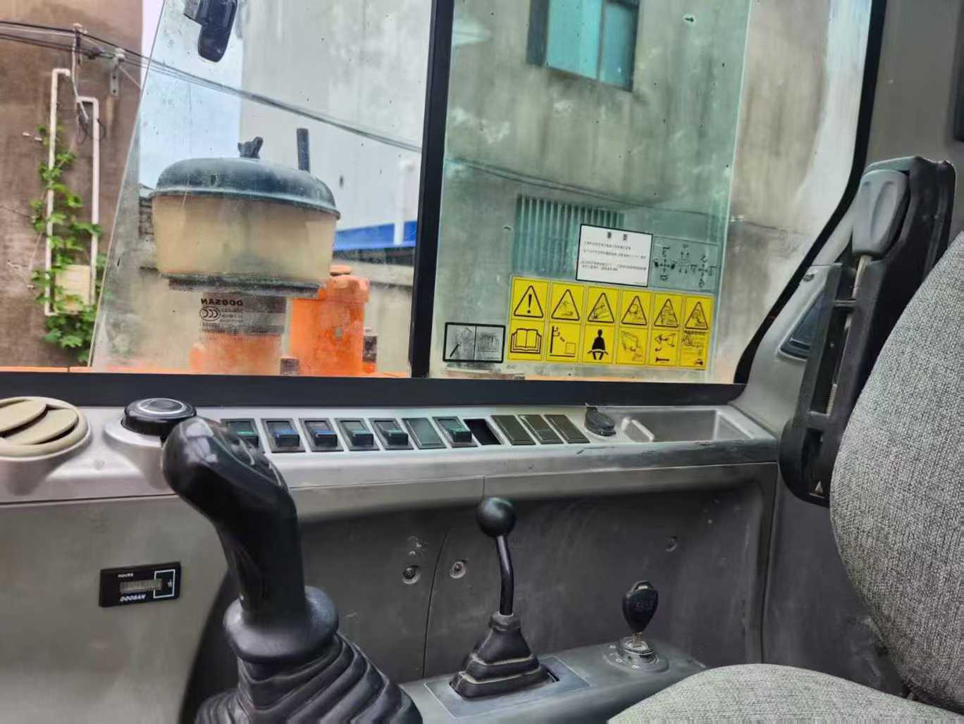 Used Doosan DX60 Excavator 2020 Model / 9