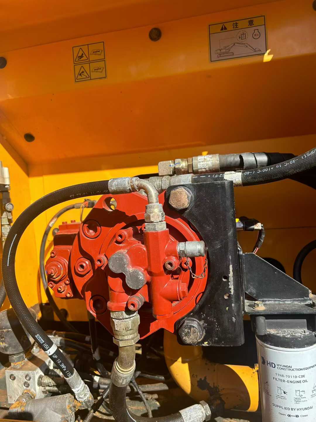 Used Hyundai R 60VS Excavator 2017 Model / 8