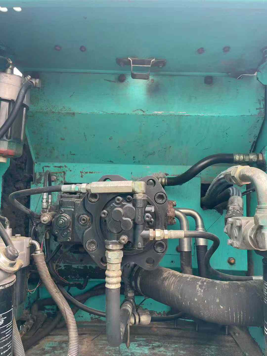 Used Kobelco SK200-11 Excavator 2016 Model / 4