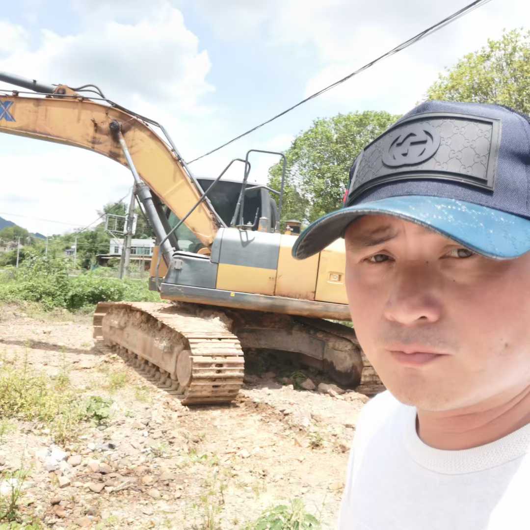 Used XCMG LW200 Excavator 2017 Model