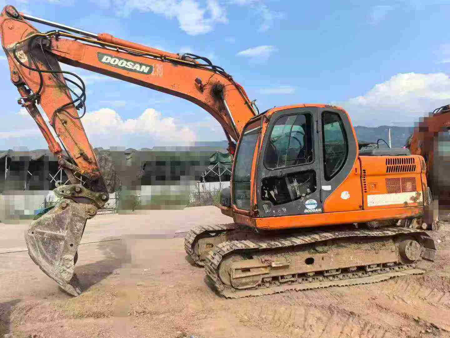 Used Doosan DX15 Excavator 2014 Model / 8