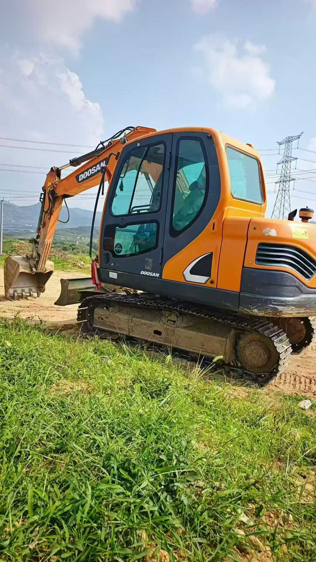 Used Doosan DX75 Excavator 2020 Model