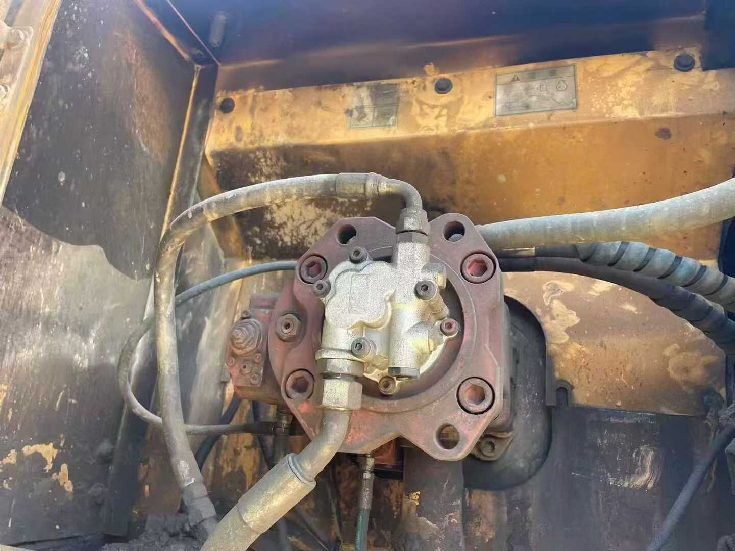 Used Hyundai R225-7 Excavator 2016 Model / 3