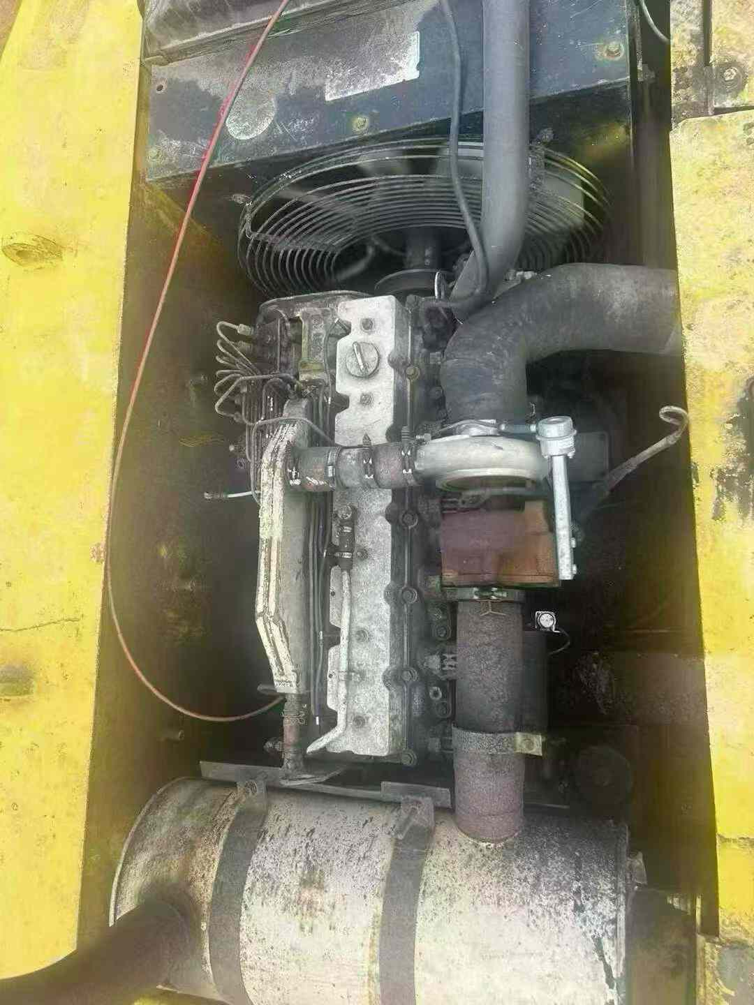 Used Hyundai HX305L Excavator 2016 Model / 3