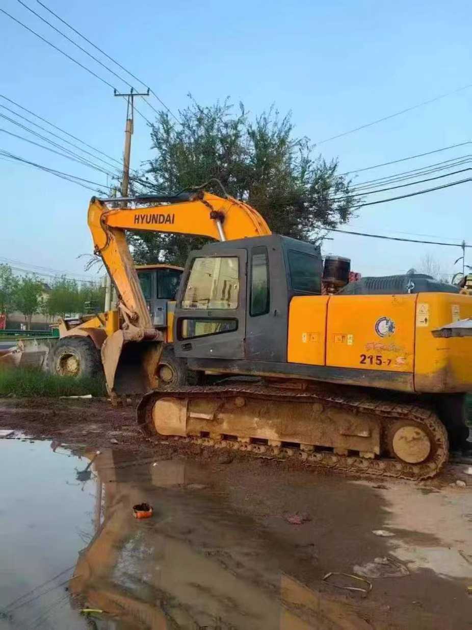 Used Hyundai R215VSN Excavator 2015 Model