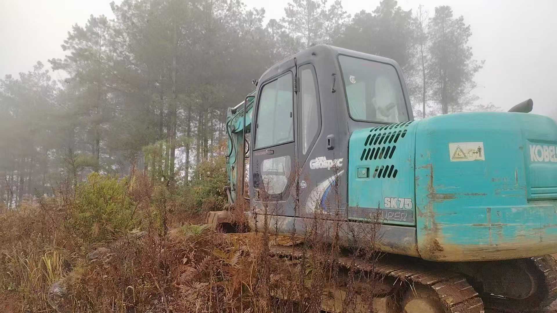 Used Kobelco SK75 Excavator 2012 Model / 2