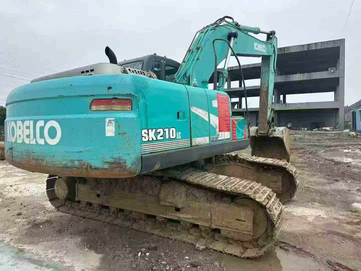Used Kobelco SK200-8 Excavator 2011 Model / 2