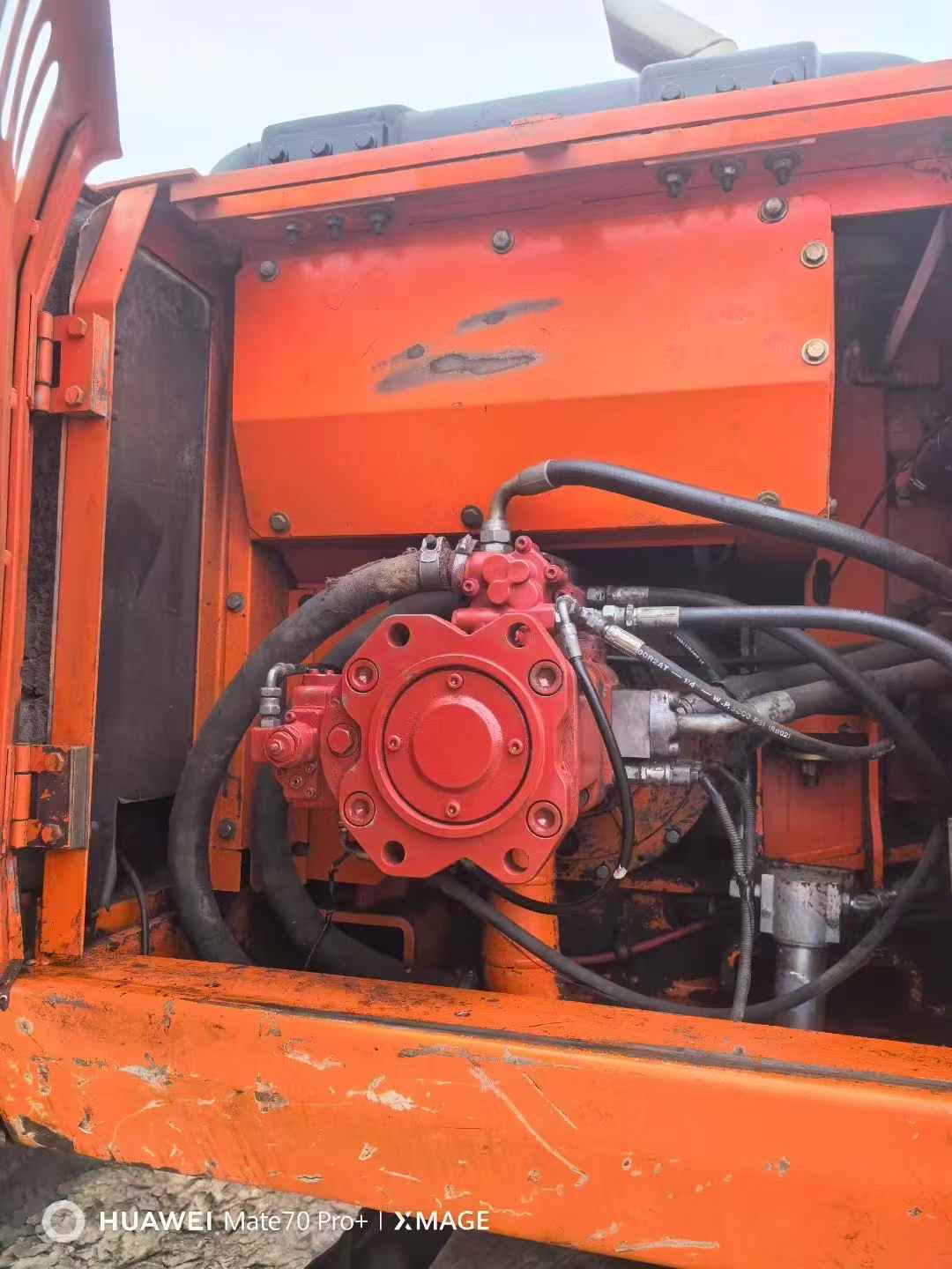 Used Doosan DH210W-7 Excavator 2016 Model / 7