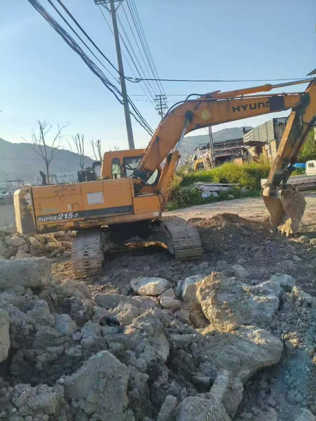 Used Hyundai R215-7 Excavator 2016 Model