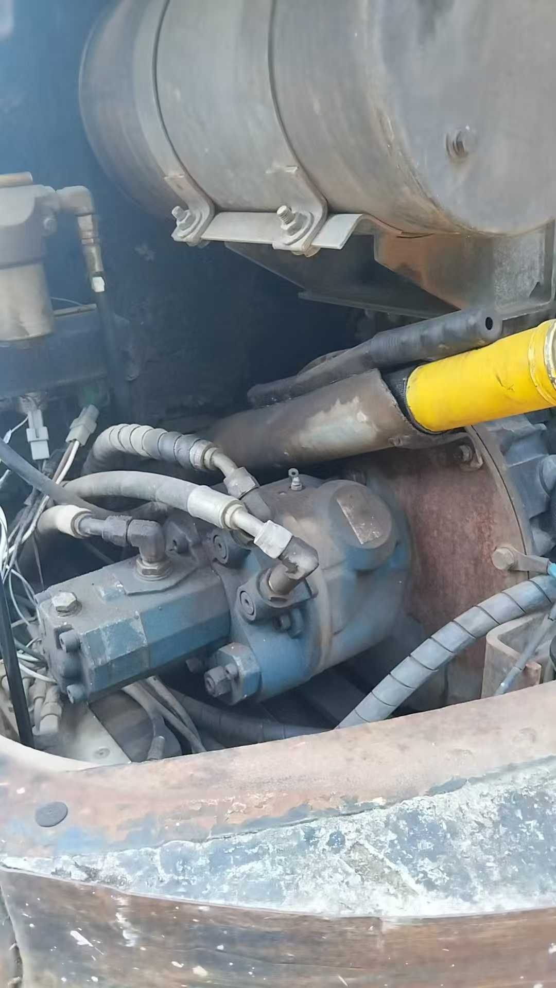 Used Hyundai R55-7 Excavator 2013 Model / 5