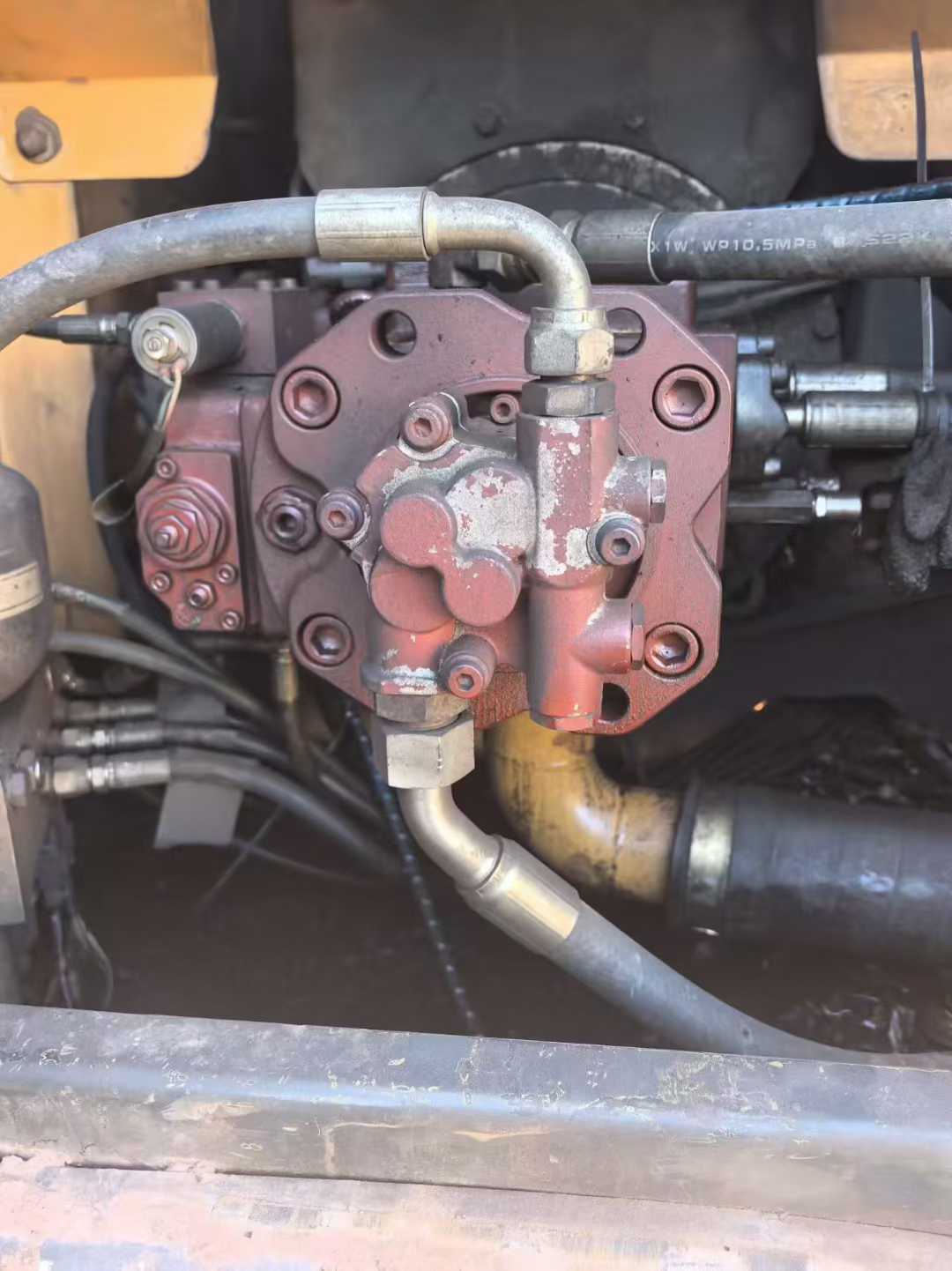 Used Hyundai HW150 Excavator 2016 Model / 4