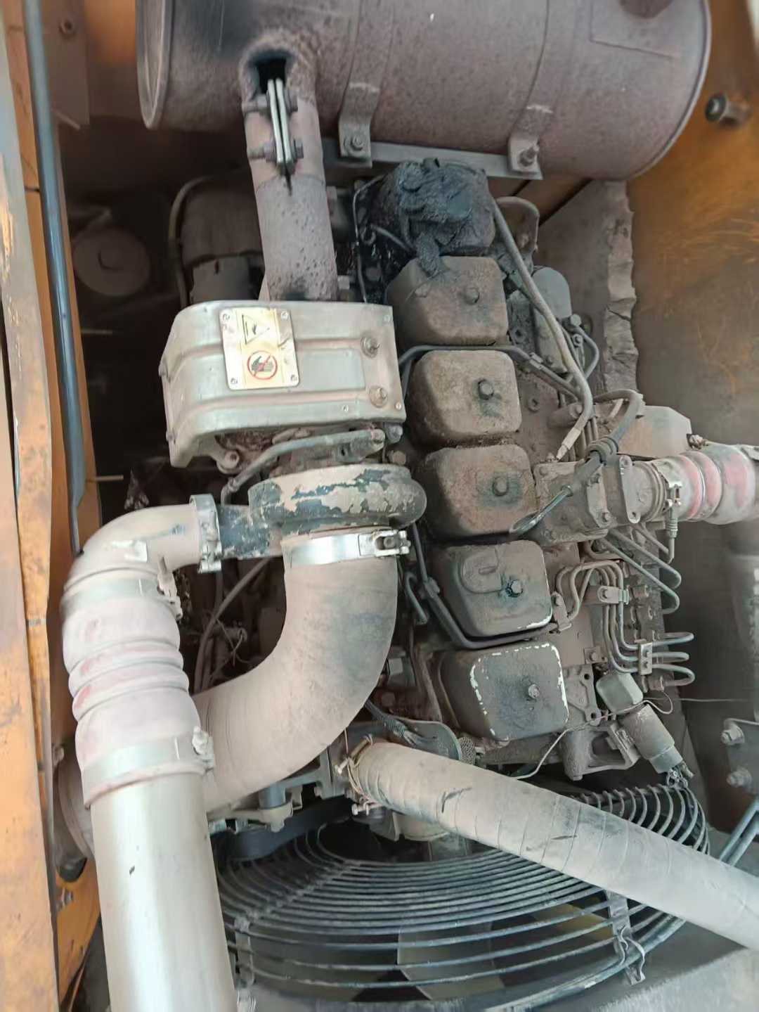 Used Hyundai R225-7 Excavator 2016 Model / 3