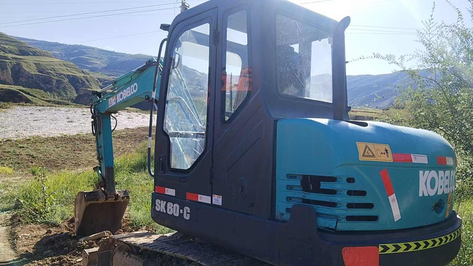 Used Kobelco SK60 Excavator 2014 Model / 2
