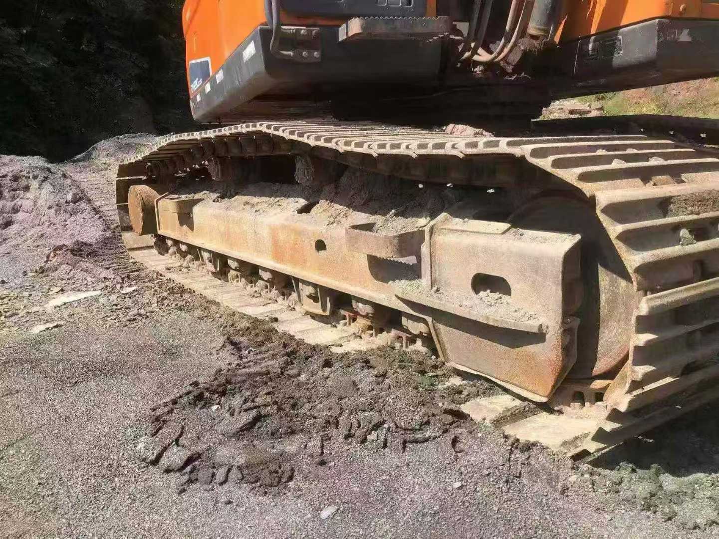 Used Doosan DH220 Excavator 2020 Model / 8