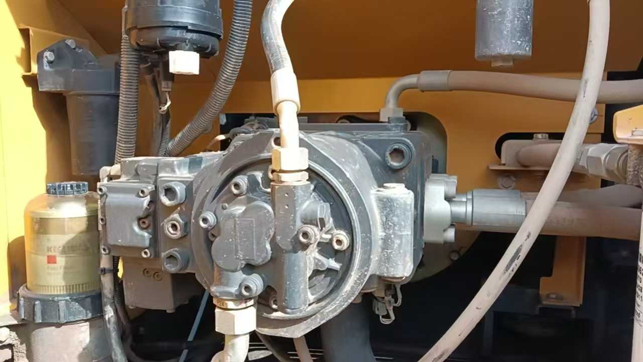 Used XCMG XE215 Excavator 2021 Model