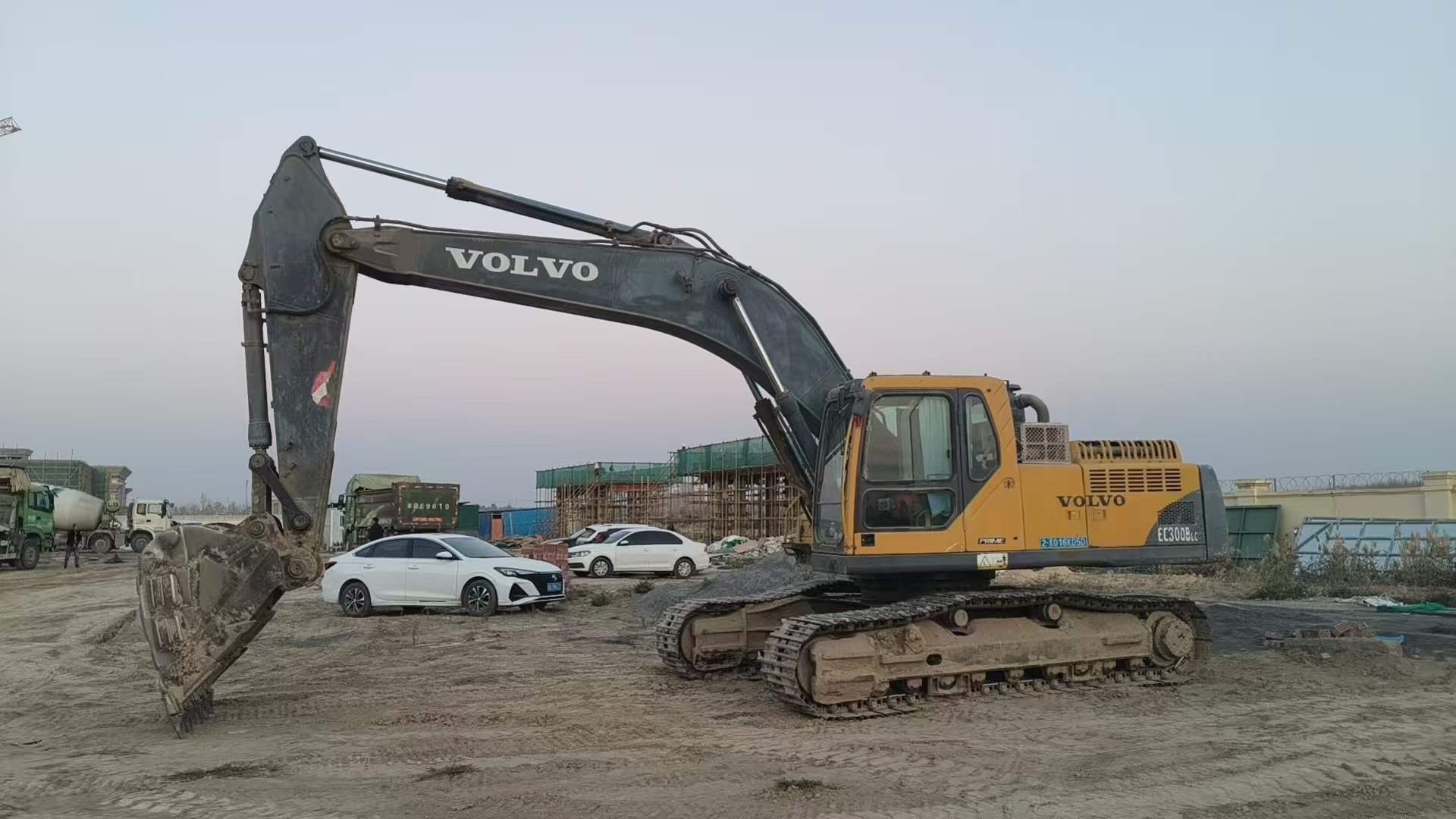 Used Volvo EC290 Excavator 2011 Model