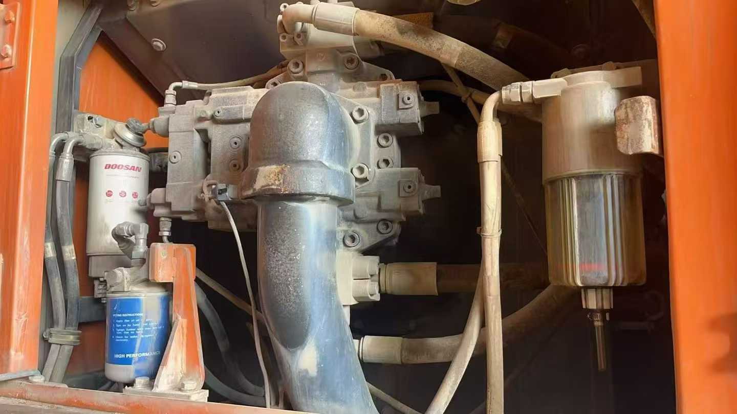 Used Doosan DX80 Excavator 2021 Model / 5