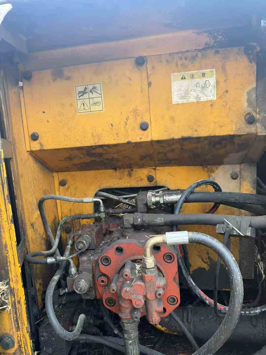 Used Hyundai R150WVSNPRO Excavator 2009 Model / 5