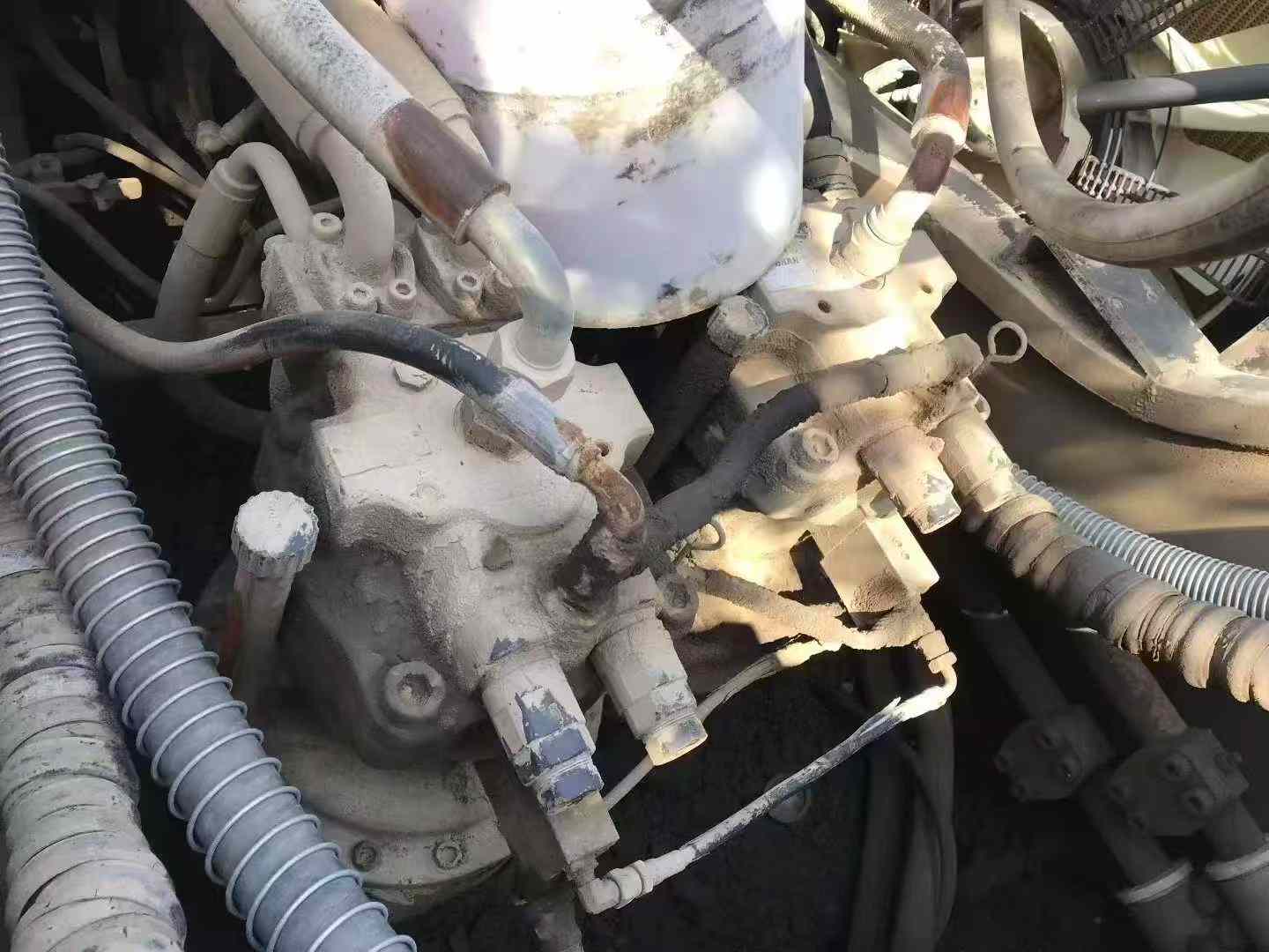 Used Doosan DX520LC Excavator 2016 Model / 6