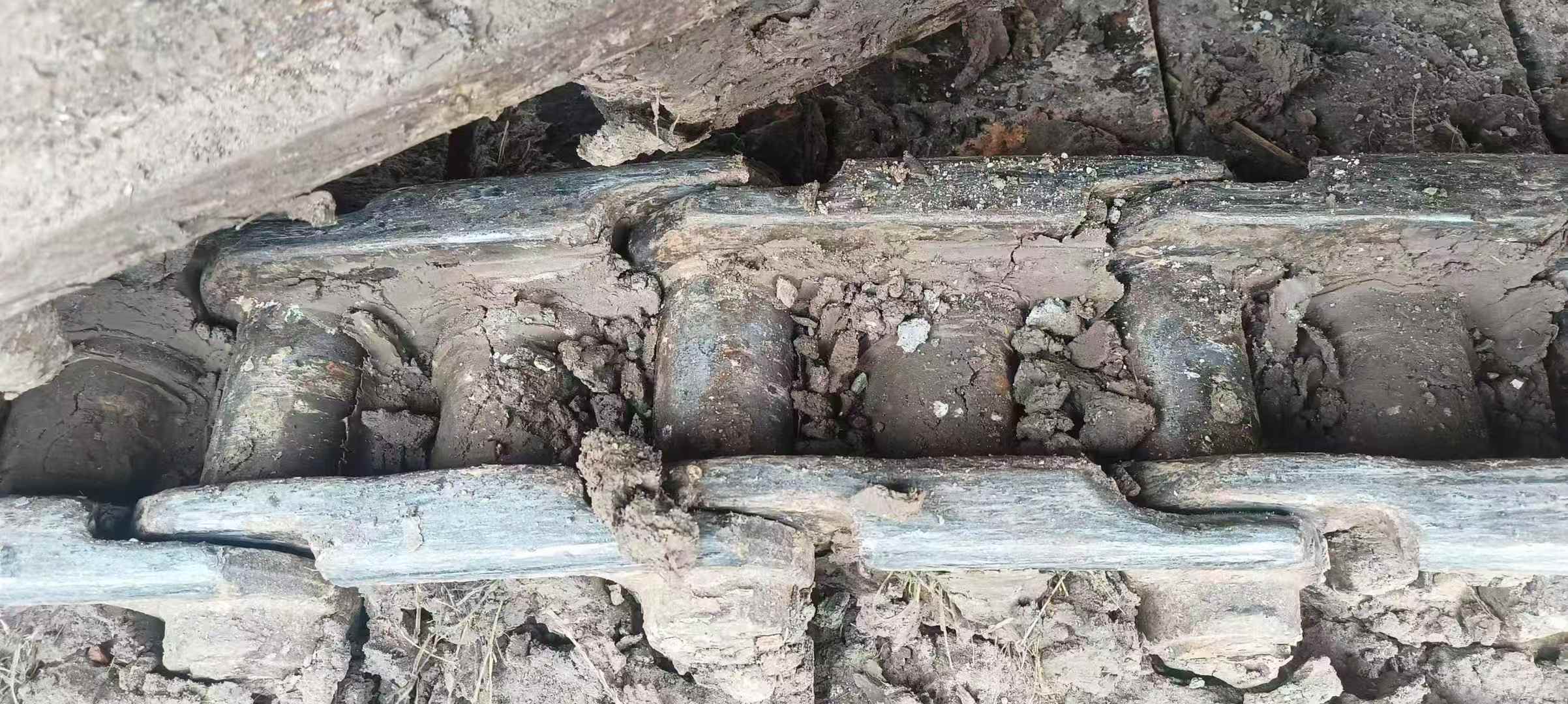 Used Hyundai R215-7 Excavator 2010 Model / 4