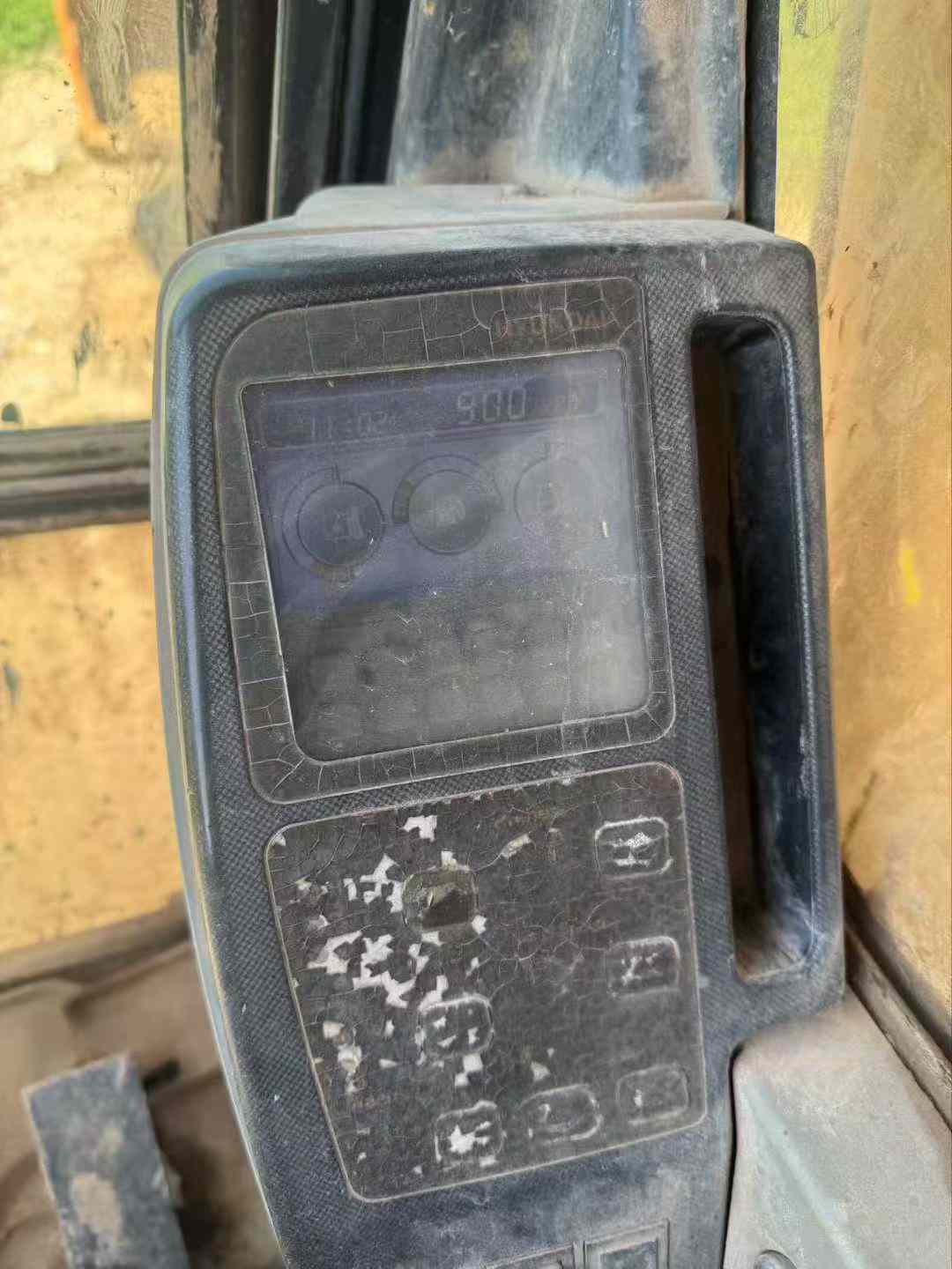 Used Hyundai R215-7C Excavator 2016 Model / 7