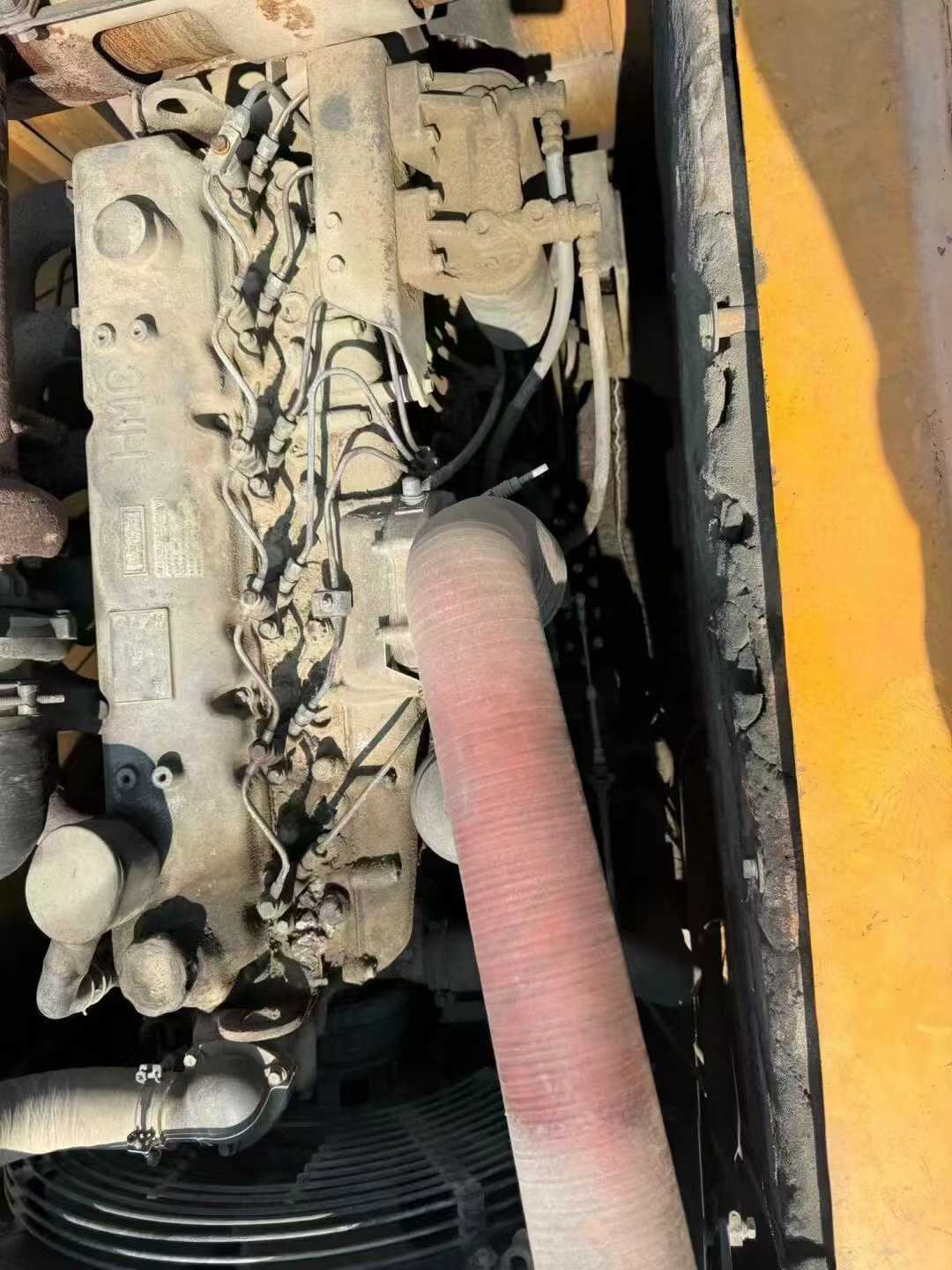 Used Hyundai R215-9 Excavator 2015 Model / 4