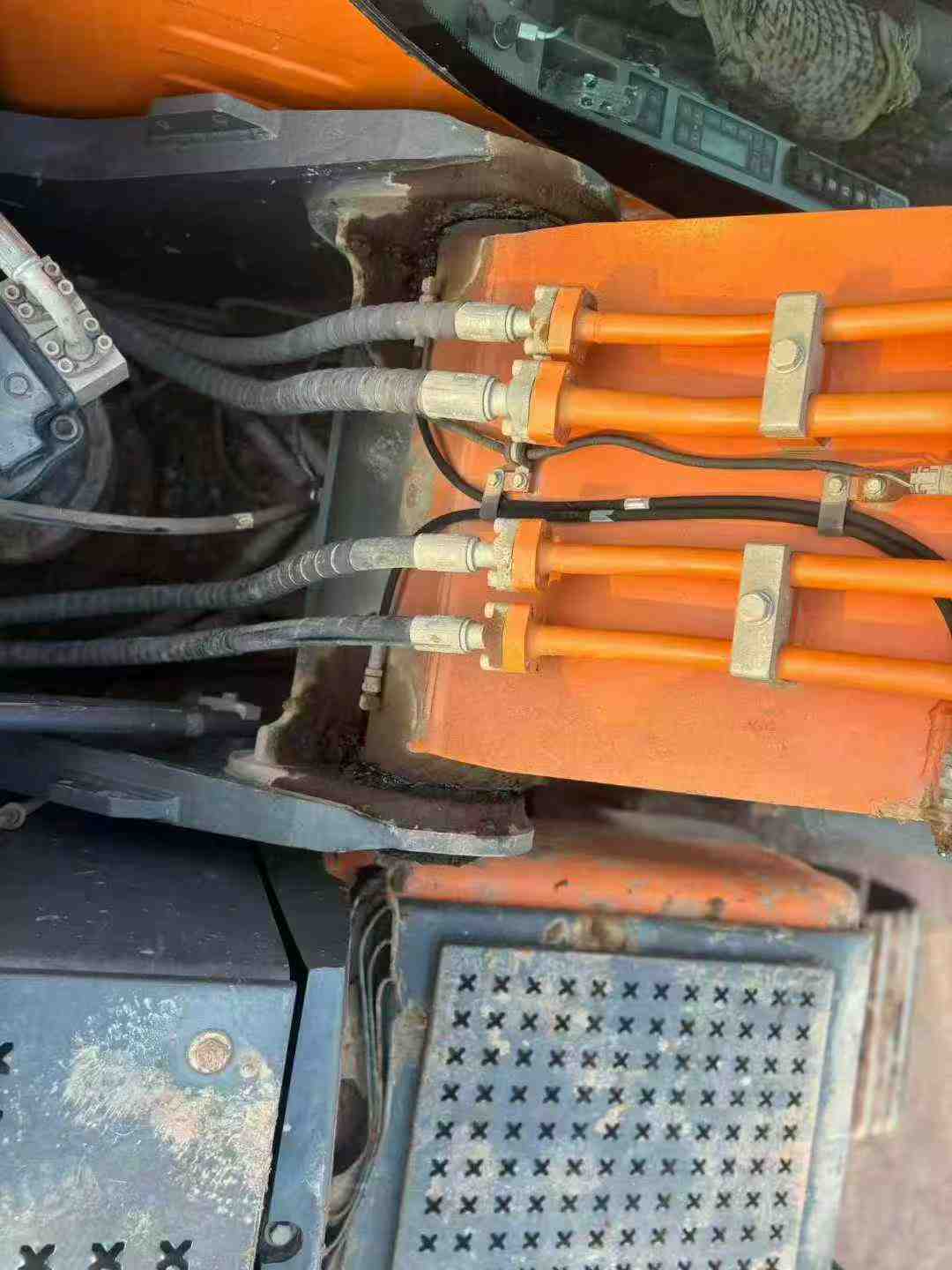 Used Doosan DX15 Excavator 2020 Model / 8