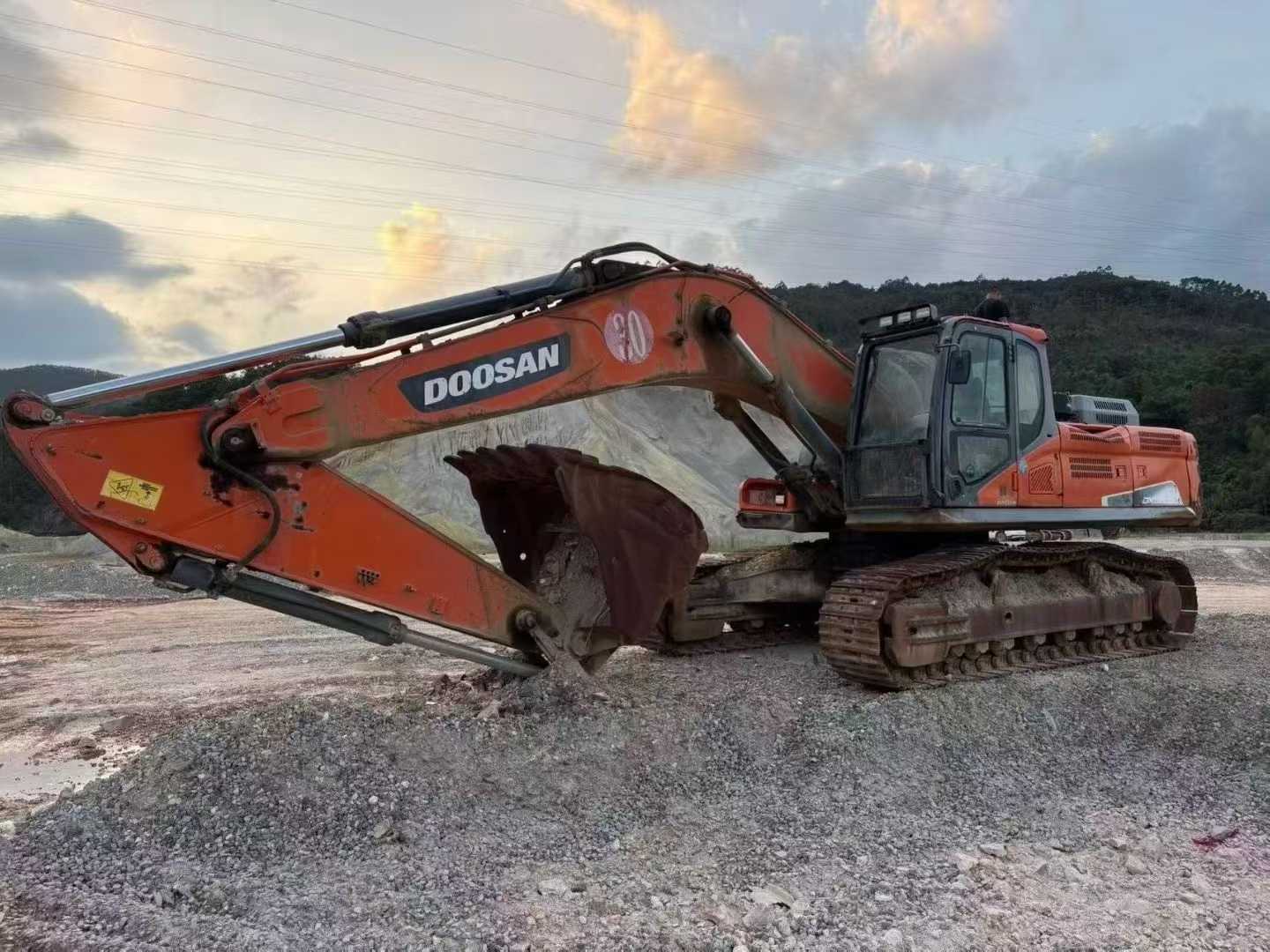 Used Doosan DX80 Excavator 2019 Model / 2
