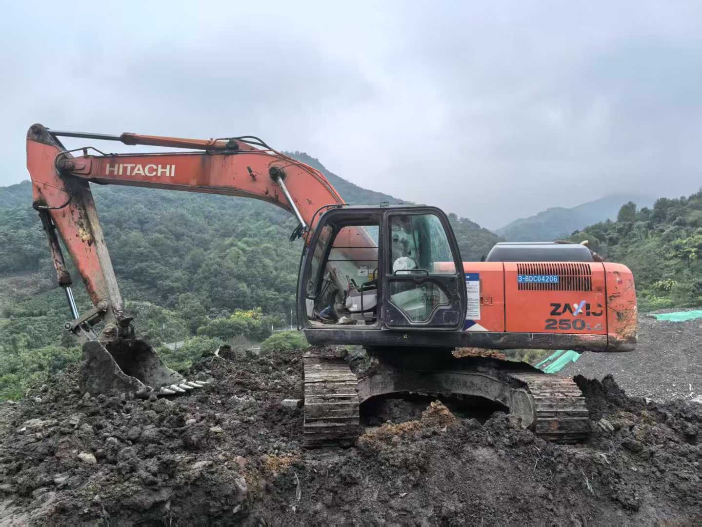 Used Hitachi ZW250 Excavator 2018 Model