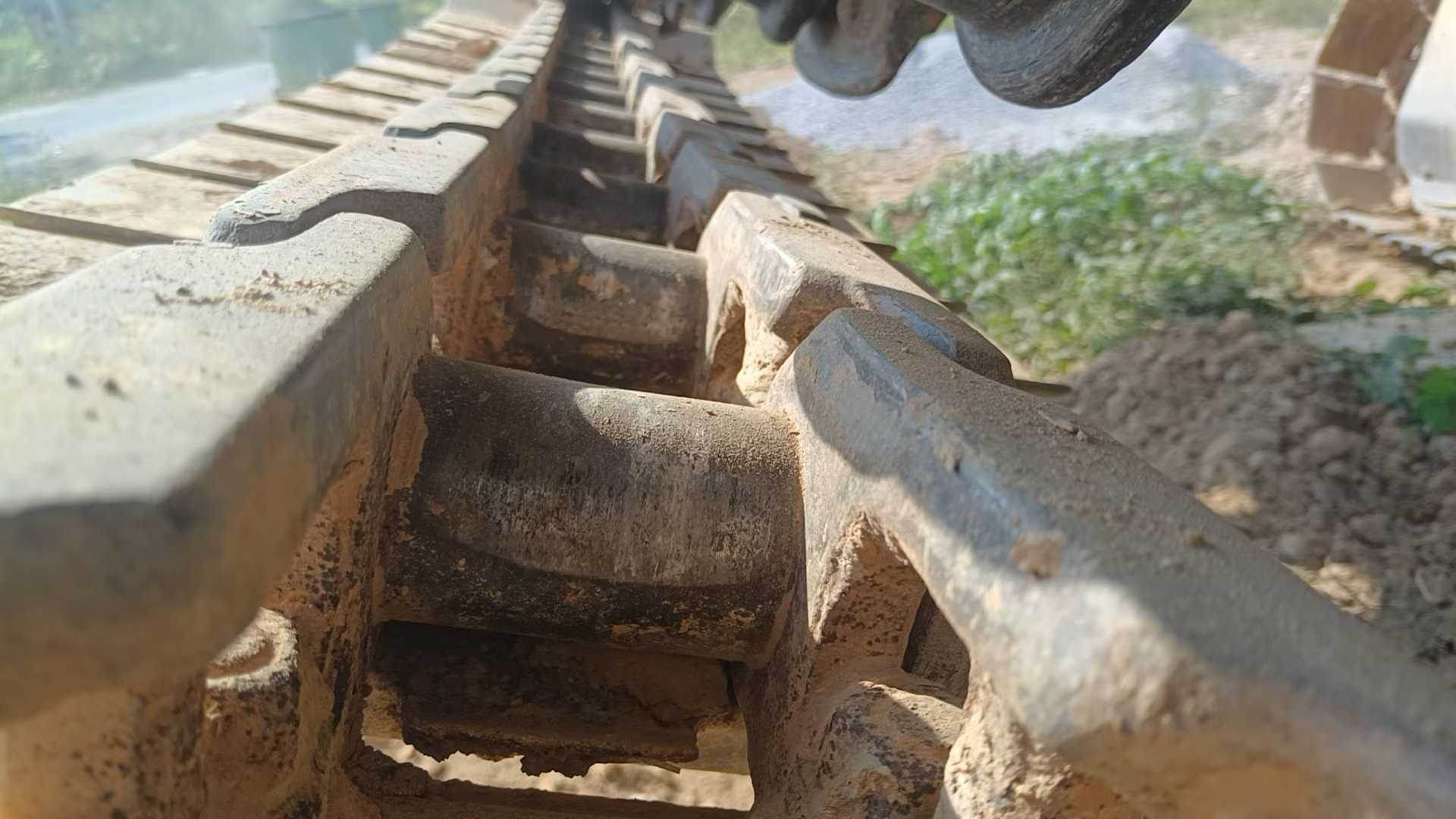 Used Hyundai R215VSN Excavator 2017 Model / 7