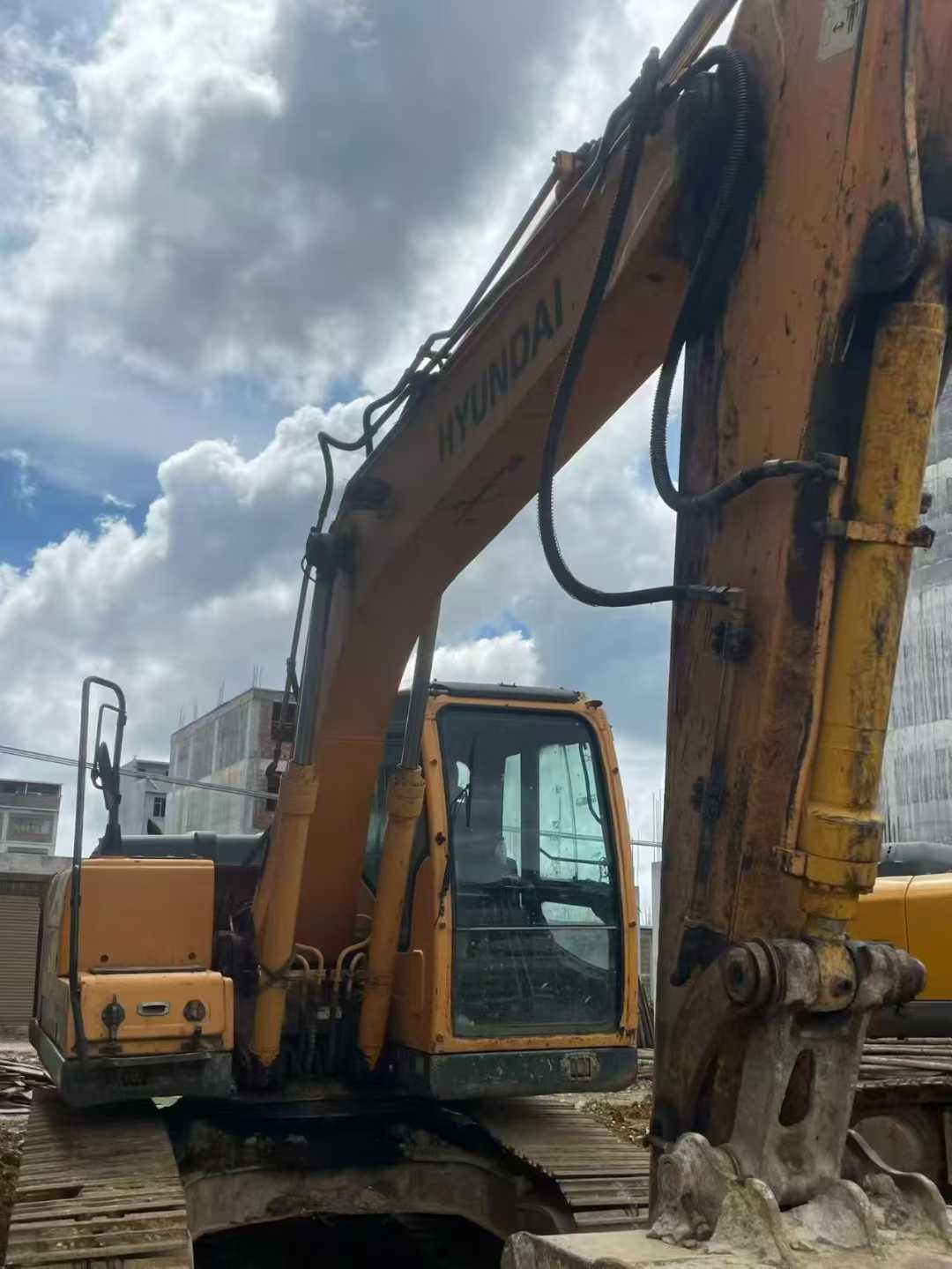 Used Hyundai R150W-9 Excavator 2016 Model / 4