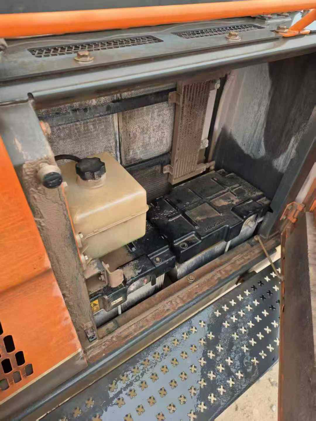 Used Doosan DX500 Excavator 2019 Model / 4