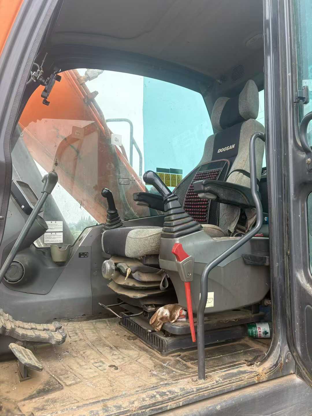 Used Doosan DH130LC-V Excavator 2020 Model / 9