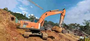 Buy Hitachi ZAXIS200 Used Excavator Used Hitachi ZAXIS200 Excavator 2011 Model