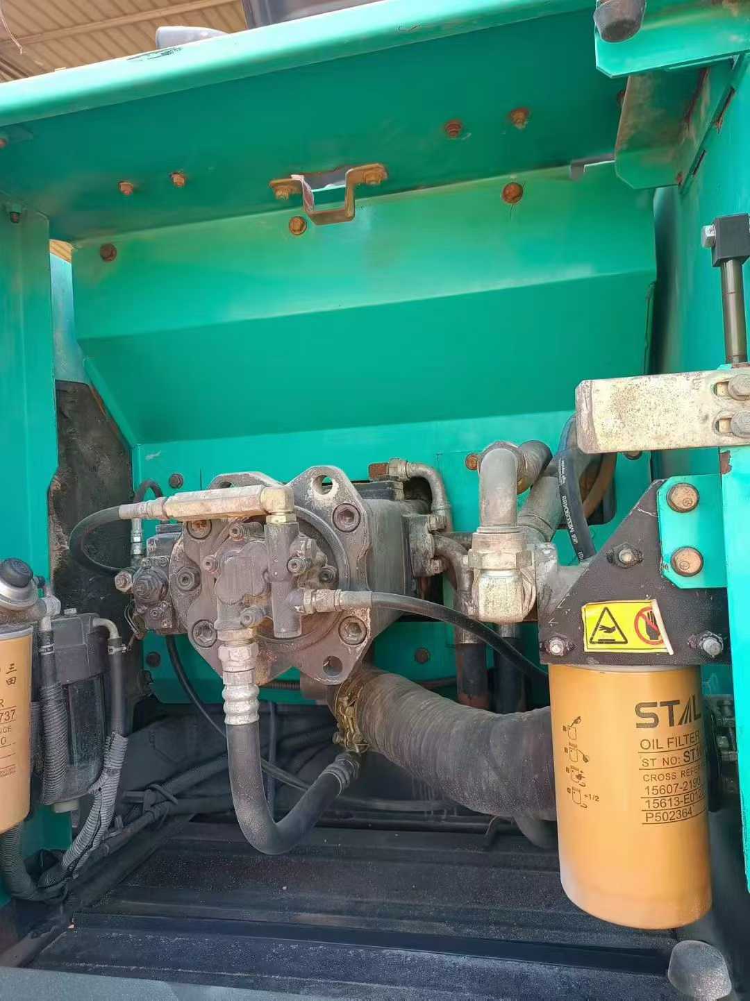 Used Kobelco SK200 Excavator 2016 Model / 6